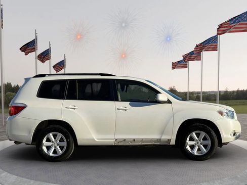 Used 2010 Toyota Highlander SE image 15