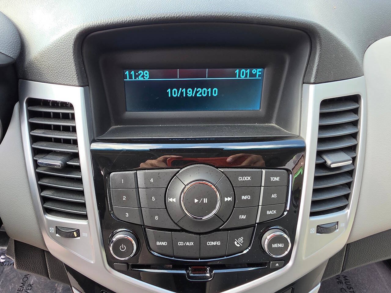 Used 2011 Chevrolet Cruze LT FWD image 34
