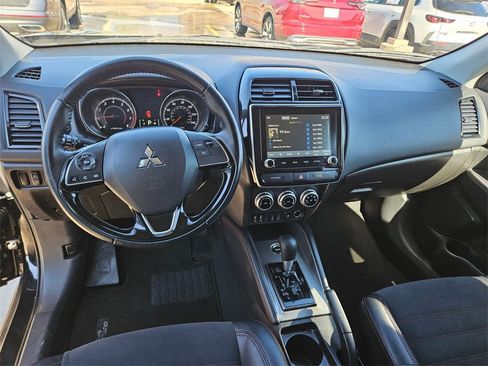 Used 2024 Mitsubishi Outlander Sport SE image 16