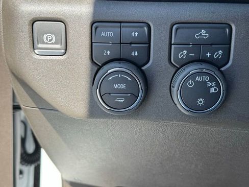 New 2025 Chevrolet Silverado 1500 LT AWD/4WD image 35