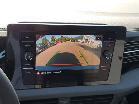 New 2025 Volkswagen Jetta SE image 27