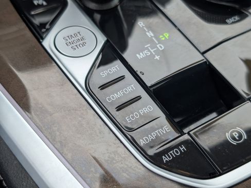 Used 2021 BMW X5 xDrive40i w/ Premium Package 3 image 28