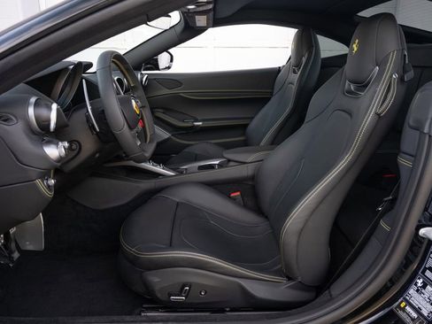 Used 2023 Ferrari Portofino M RWD image 34