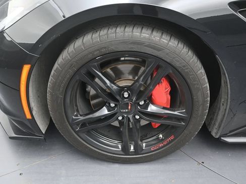 Used 2016 Chevrolet Corvette Stingray Coupe w/ Battery Protection Package RWD image 9