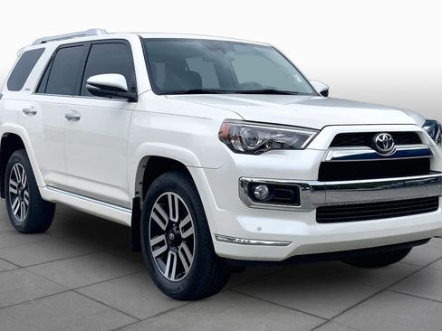 Used 2018 Toyota 4Runner Limited AWD/4WD image 3
