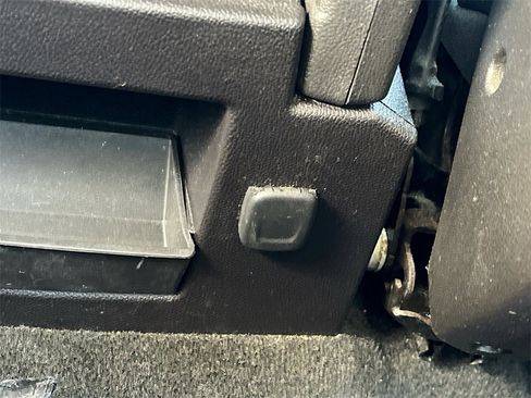 Used 2016 Chevrolet Silverado 1500 LT w/ All Star Edition image 31