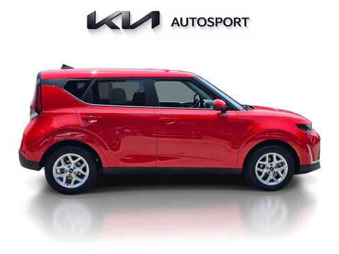 Certified 2024 Kia Soul LX w/ Option Group 015 FWD image 7