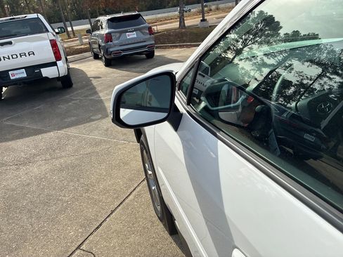 New 2025 Toyota RAV4 XLE image 14