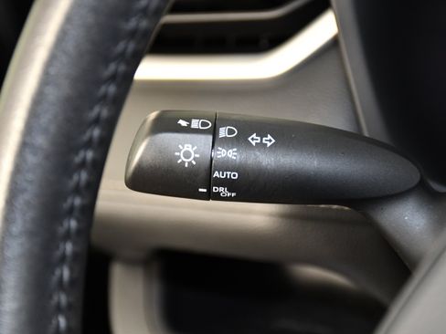 Used 2022 Toyota RAV4 XLE w/ Convenience Package AWD/4WD image 23