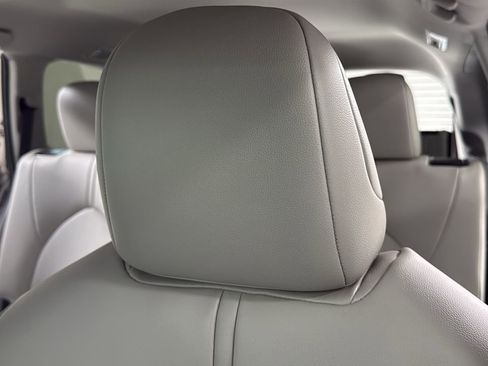 New 2026 Toyota Grand Highlander XLE image 13