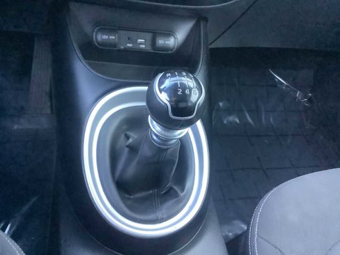 Used 2016 Kia Soul image 18