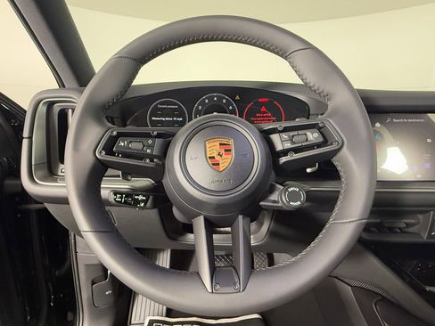 New 2026 Porsche Cayenne image 36
