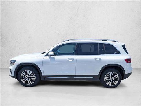 New 2026 Mercedes-Benz GLB 250 image 5