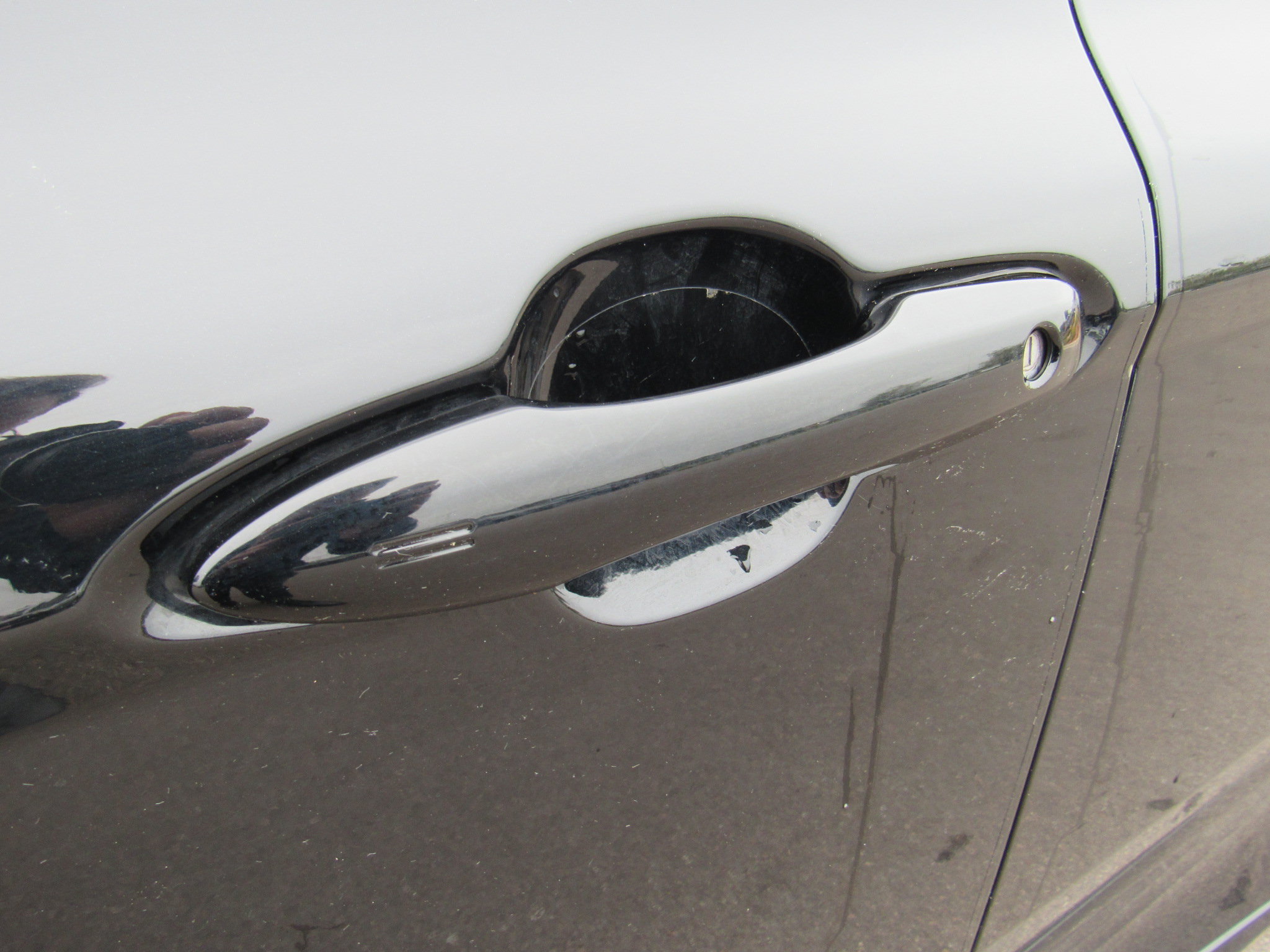 Used 2025 Toyota Camry XLE FWD image 10