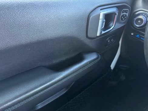 Used 2021 Jeep Wrangler Unlimited Rubicon 4xe w/ Steel Bumper Group AWD/4WD image 35