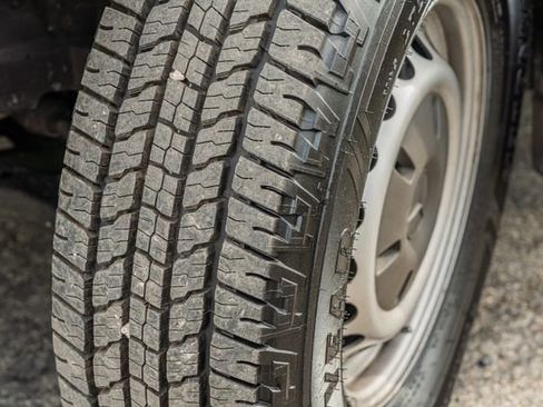 Used 2019 Mercedes-Benz Sprinter 2500 image 16