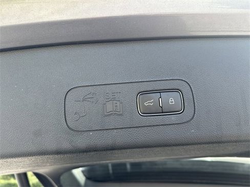 Used 2022 Lincoln Aviator Reserve w/ Equipment Group 201A image 18