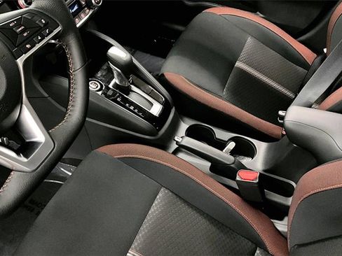 New 2025 Nissan Versa SR w/ Trunk Package image 8