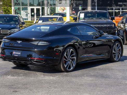 Used 2025 Bentley Continental GT Speed image 12