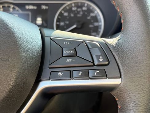 New 2025 Nissan Versa SR w/ Trunk Package image 27