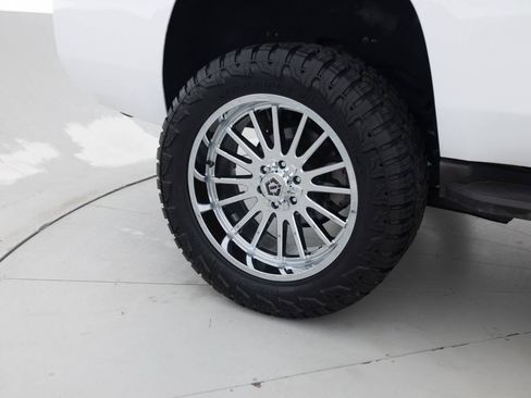 Used 2015 Chevrolet Tahoe LT AWD/4WD image 21