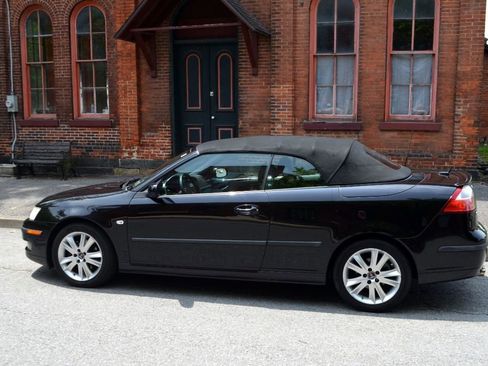 Used 2007 Saab 9-3 2.0T w/ Anniversary Pkg image 5