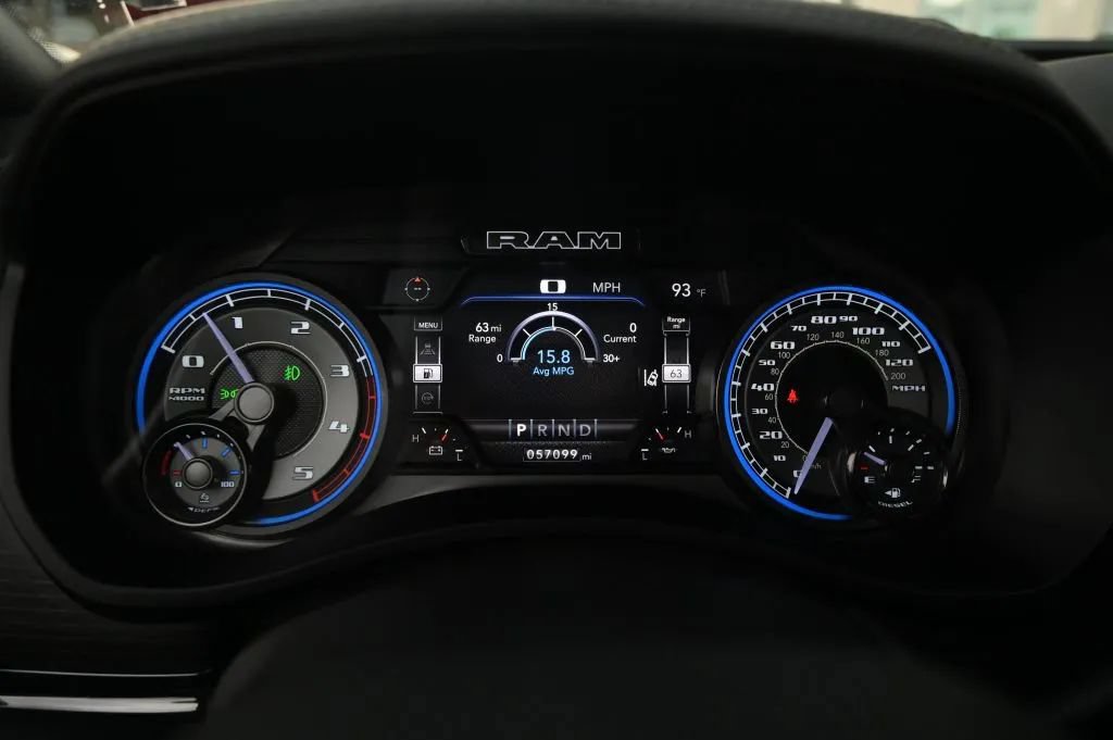 Used 2022 RAM 3500 Limited AWD/4WD image 30