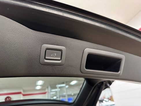 Used 2025 MAZDA CX-5 AWD 2.5 S w/ Preferred Package image 39