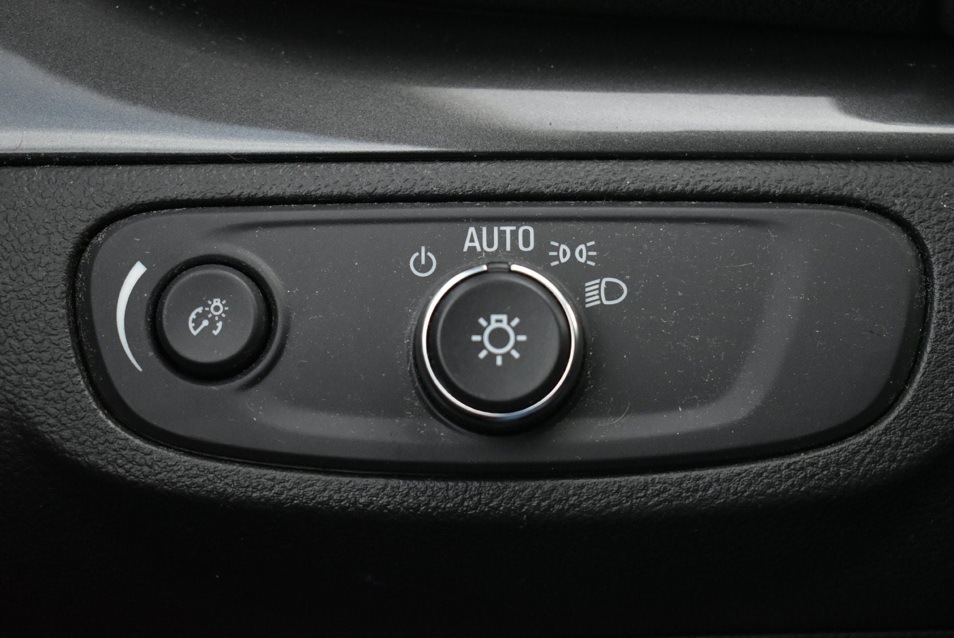 Used 2018 Buick Encore Preferred FWD image 17