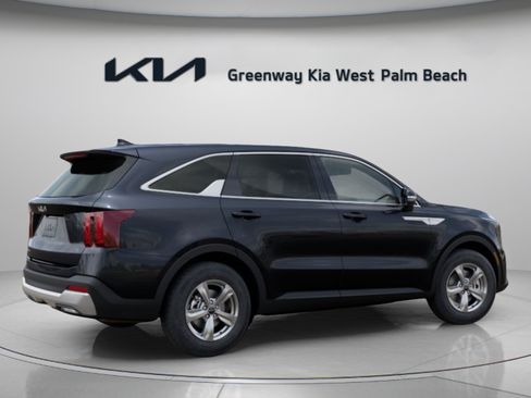 New 2026 Kia Sorento LX FWD image 8