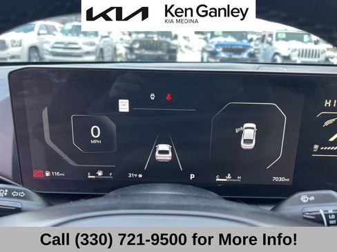 Certified 2025 Kia K4 EX image 33
