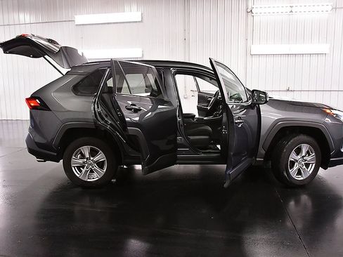 Used 2024 Toyota RAV4 XLE image 32