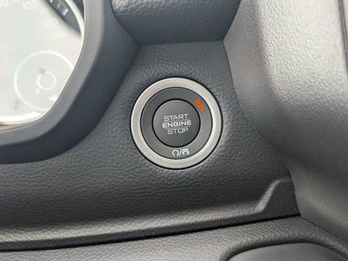 New 2026 RAM 1500 Big Horn AWD/4WD image 24