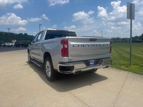 Used 2020 Chevrolet Silverado 1500 LTZ AWD/4WD image 12