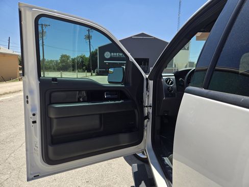 Used 2014 Ford F150 Limited AWD/4WD image 4