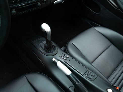 Used 2004 Porsche 911 GT3 RWD image 26