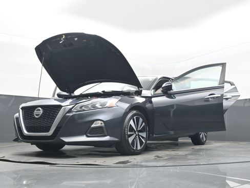 Used 2021 Nissan Altima 2.5 SV image 41