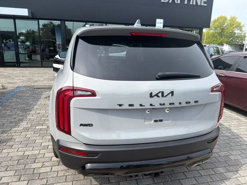 Used 2022 Kia Telluride SX w/ SX Prestige Package AWD/4WD image 5