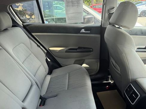 Used 2020 Kia Sportage LX FWD image 8