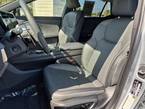 Used 2024 Lexus RZ 300e Premium w/ Technology Package FWD image 11