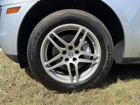 Used 2017 Porsche Macan image 27