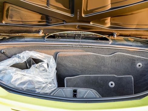 Used 2024 Chevrolet Corvette Stingray w/ Z51 Performance Package image 25