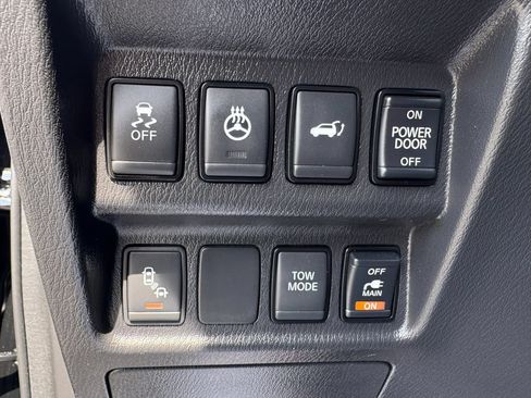 Used 2017 Nissan Pathfinder SL w/ SL Premium Package FWD image 23