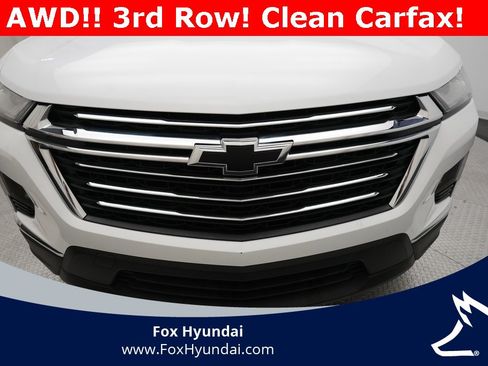 Used 2023 Chevrolet Traverse LT image 23