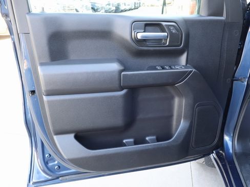 Used 2021 Chevrolet Silverado 1500 Custom image 10