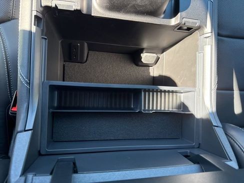 New 2025 Ford Expedition Platinum w/ Stealth Performance Package image 45