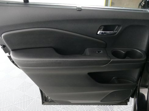 Used 2016 Honda Pilot EX-L image 29