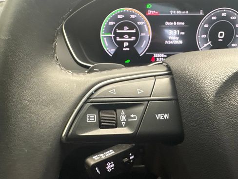 Used 2024 Audi Q5 e Premium w/ Convenience Package AWD/4WD image 39