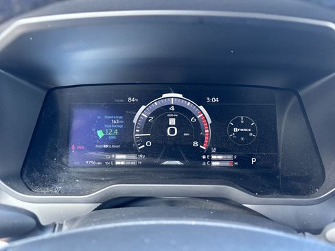 Used 2024 Toyota Tundra Platinum AWD/4WD image 20