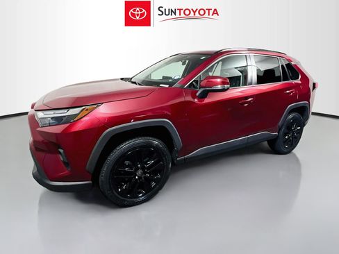 Used 2023 Toyota RAV4 XLE Premium FWD image 9